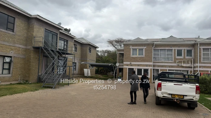 3bedroom apartment Groom bridge  (Sole Mandate)