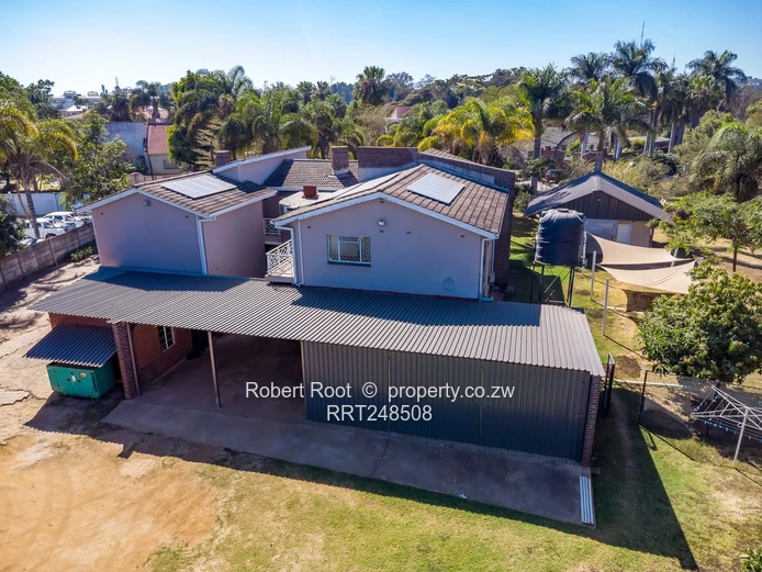 Potential Commercial Property in Great Location