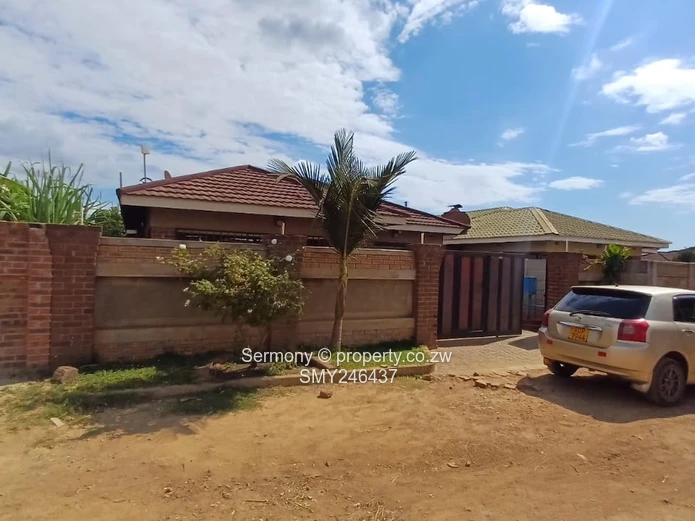 Spacious Home For House