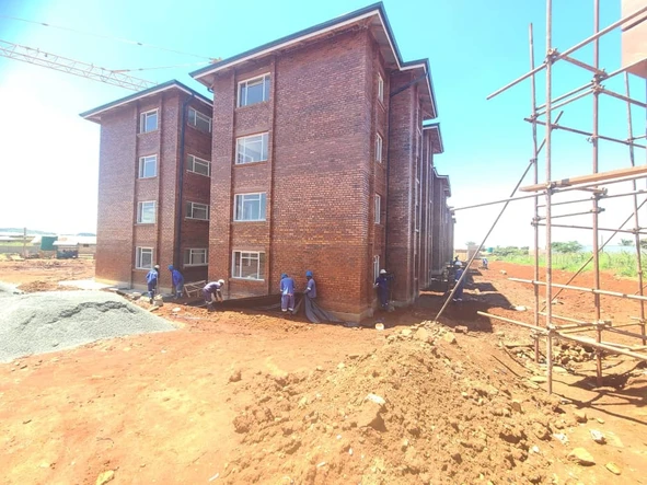 2 Bedroom Flat & Apartment