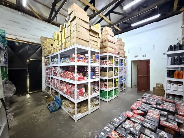 Warehouse & Factory