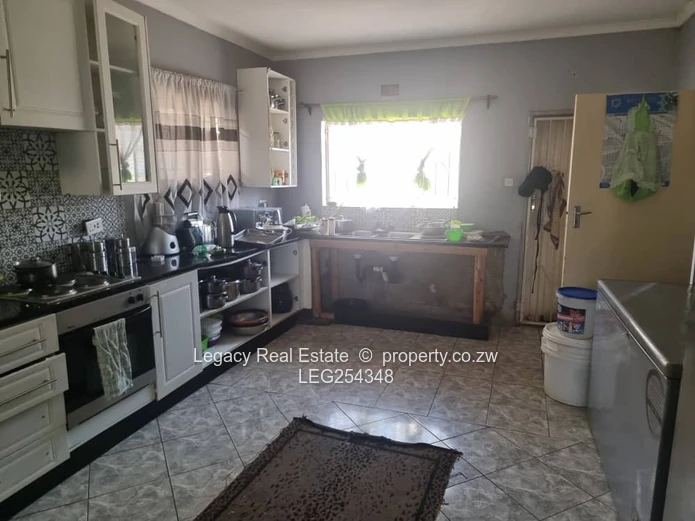 The Grange: 3-Bed Facebrick Home on 2,340m² — Flatlet & Fitted Kitchen (Sole Mandate)