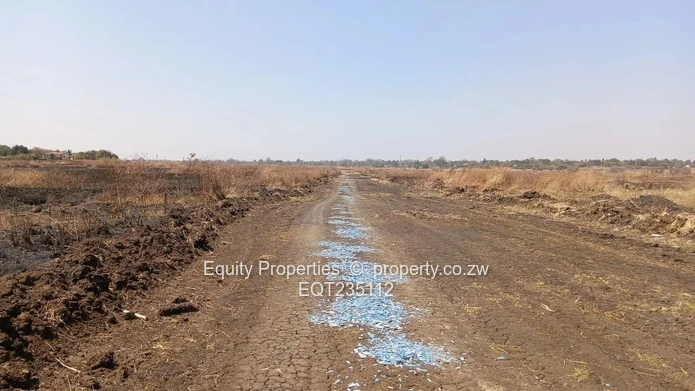 2000m² Stand with Main Road Frontage & Water — Mt Pleasant Heights