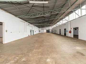 Warehouse & Factory