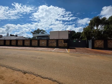 Townhouse In Borrowdale West