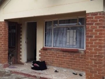 Chitungwiza Manyame Park house for sale