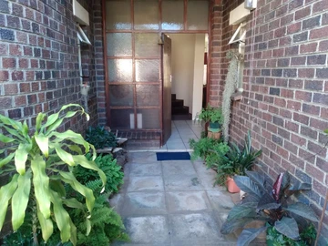3 Bedroom Garden Flat
