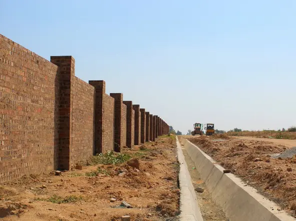 Stands & Residential Land