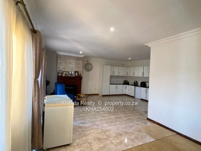 Borrowdale Brooke – Double-Storey House For Sale (Sole Mandate)