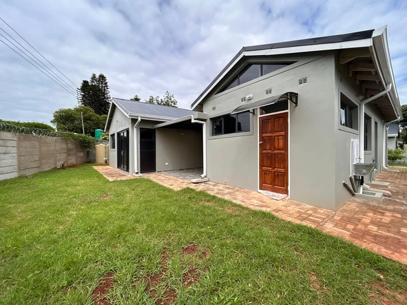 4 Bedroom Garden Flat