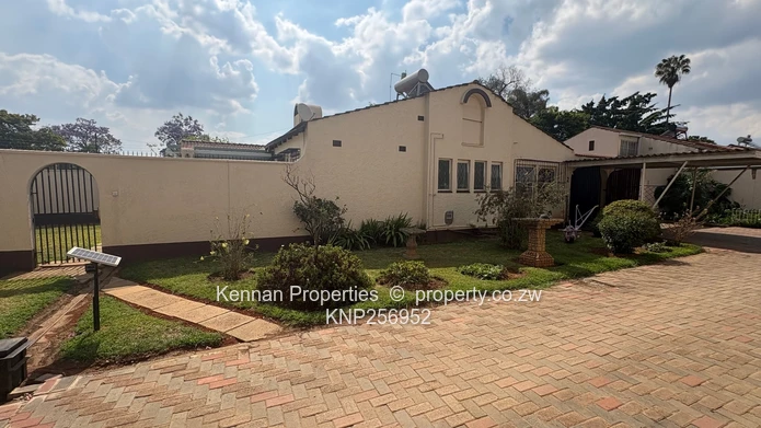 Charming 3-Bedroom Garden Flat In Avondale West (Sole Mandate)