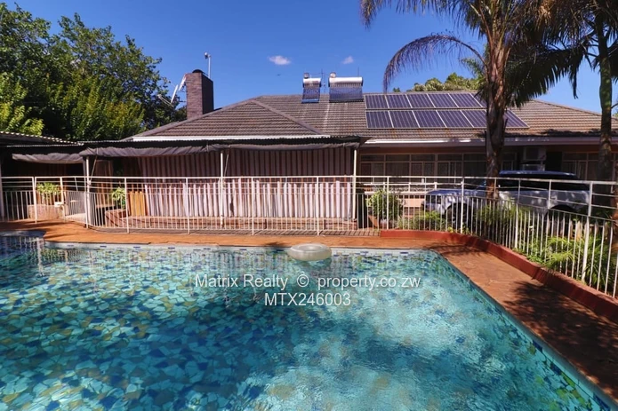 Family Home for Sale in Alexandra Park