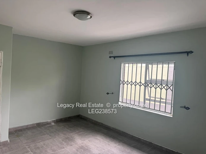 Beautiful 4-Bedroom House To Rent In New Zengeza 5