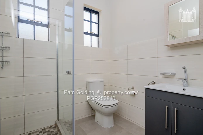 Recently Renovated 3-Bedroom Cluster Colne Valley