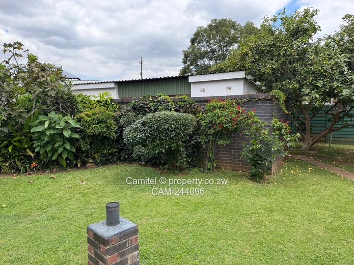 Parquet-floored Furnished 3-Bed Home w/Borehole — Alexandra Park