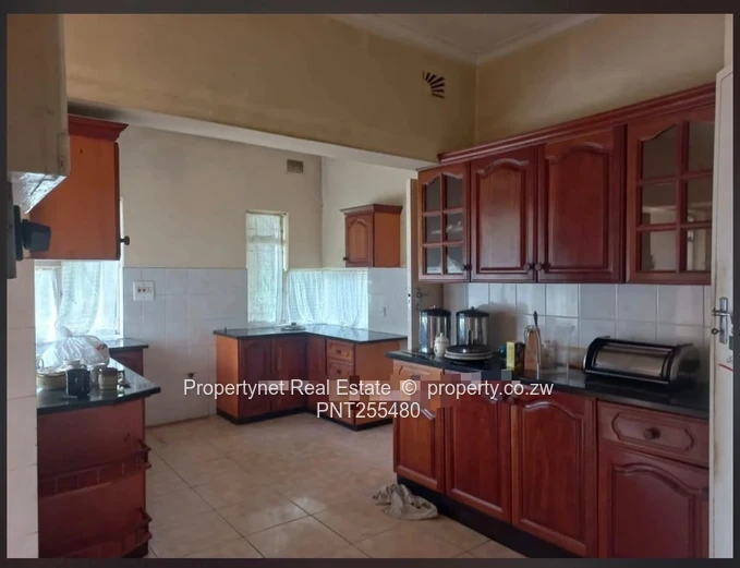 Solid neat family home!!!