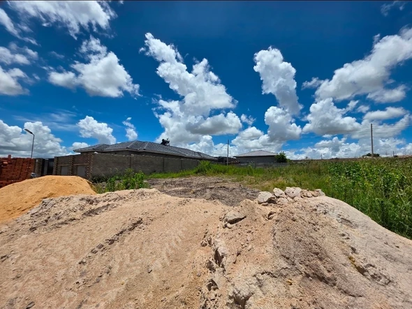 Stands & Residential Land