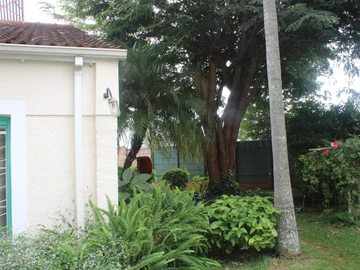 2 Bedroom Garden Flat