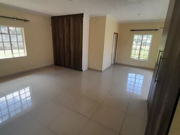 3 Bedroom Garden Flat