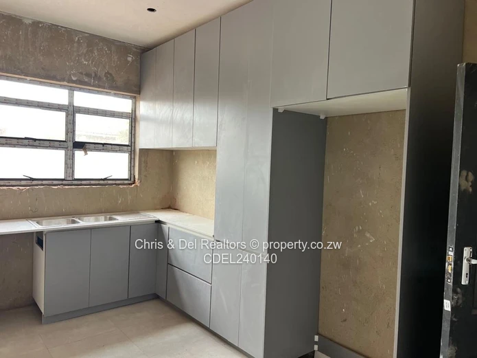 Modern 4 Bedroomed House on Corner Stand