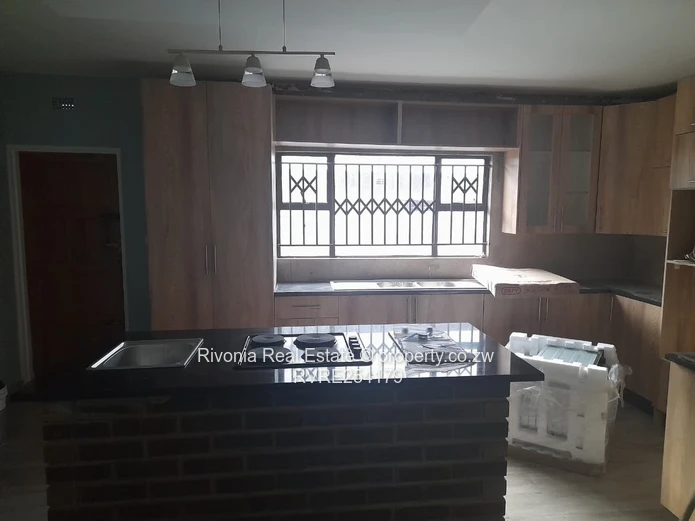 Stylish 4-Bed Budiriro Home - Borehole & Modern Kitchen