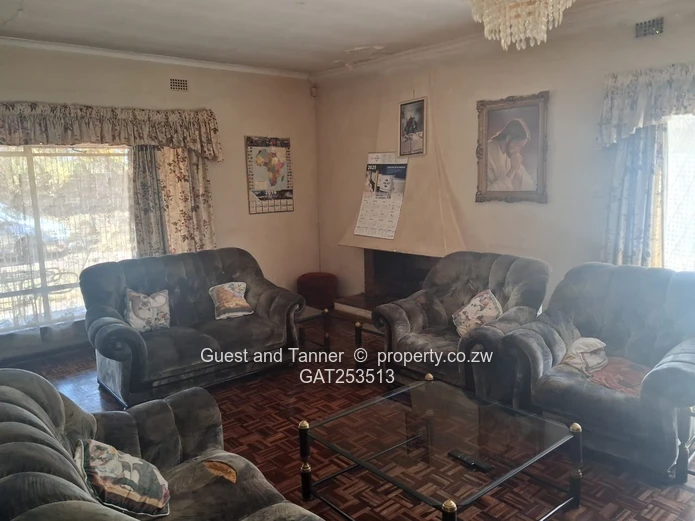 Golden Oldie Spacious Family Home for Sale - Hatfield 