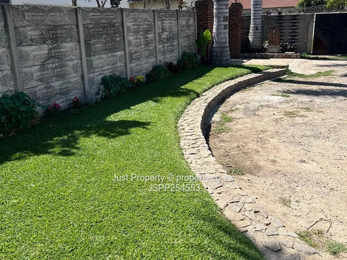 Neat 3 Bedroom House In Msasa Park