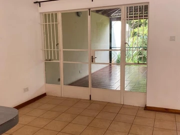 2 Bedroom Garden Flat