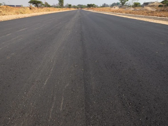 Commercial & Industrial Land