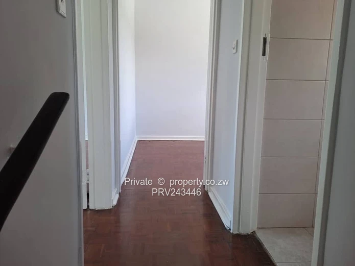 Neat 2 bed duplex garden flat for Rent