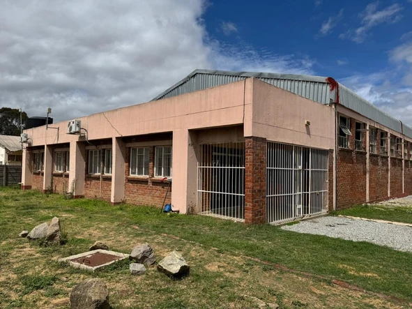 Prime Commercial Property in Ruwa: 6300m² with 600m² Building