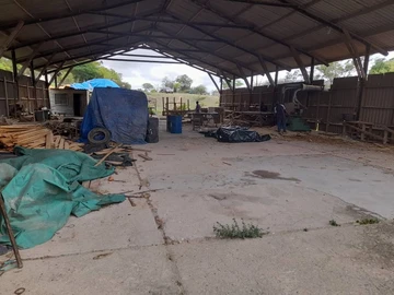 Commercial & Industrial Land