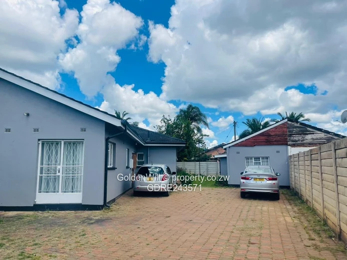 Stunning House for Sale in Marlborough 