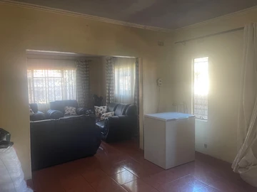 6 Bedroom House
