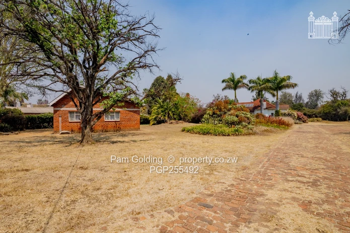 Prime 5,100m² Corner Property with Development Potential (Sole Mandate)