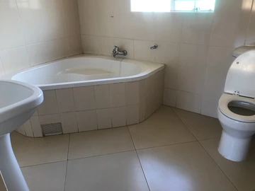 3 Bedroom Garden Flat