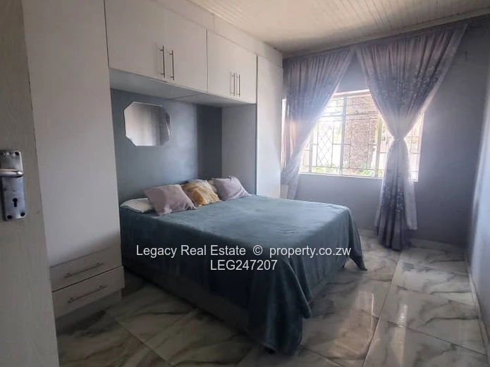 Zimre Park Rental With Borehole And Solar System