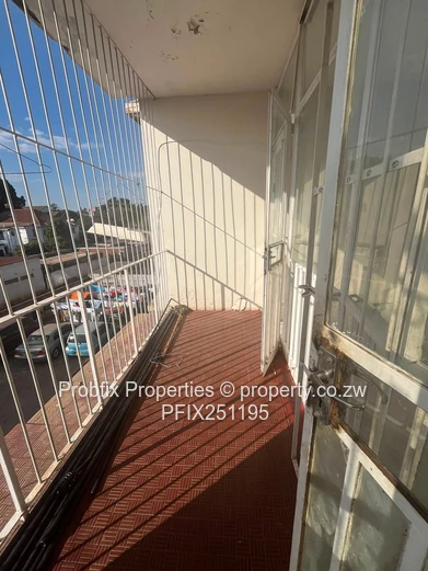 Harare Avenues- Neat  2 bed flat for sale