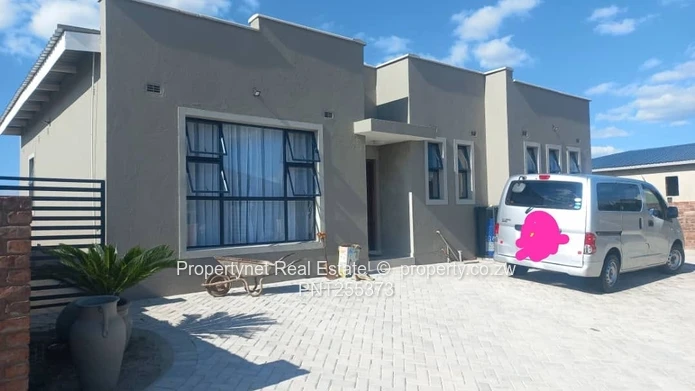 Solid neat family home!!!