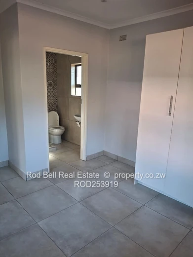 Chisipite 3-Bed with Modern Kitchen & Garden