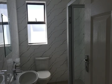 3 Bedroom Garden Flat