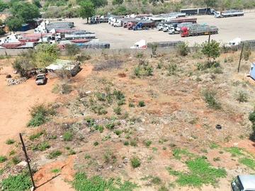 Commercial & Industrial Land