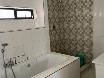 Flat & Apartment