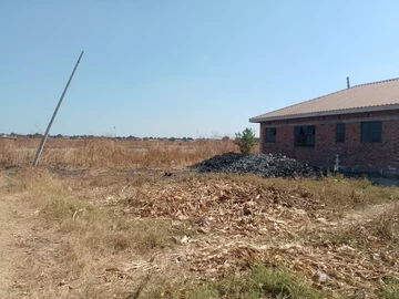 Stands & Residential Land