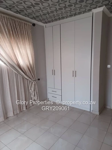 Stunning 3 Bedroom Property in Picnic Park, Waterfalls