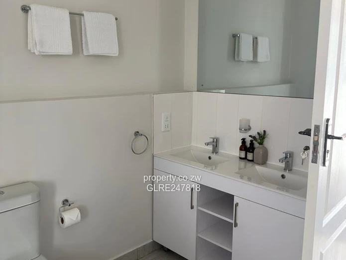 Modern Fully Furnished 2-Bed with Open-Plan Kitchen - Vainona (Borehole)
