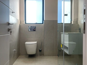 3 Bedroom Garden Flat
