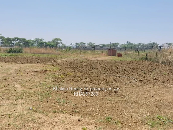 Sandton Mazowe Road Side Stand For Sale (Sole Mandate)