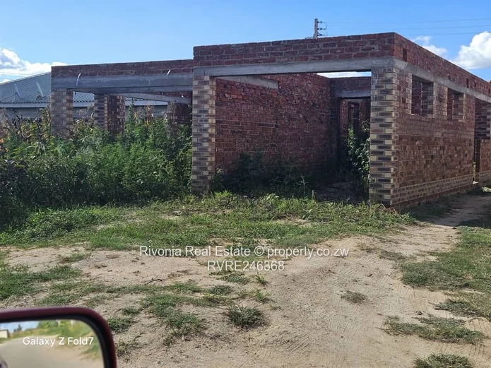 Part-Built 3-Bed Brick Shell on 240m² in Fidelity