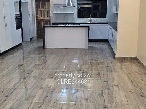 Modern 3BR Marlborough Home — 3 Baths, Borehole, Island Kitchen